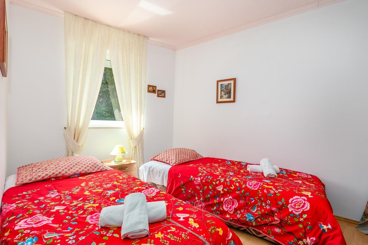 Apartments Patricia Baška Eksteriør billede