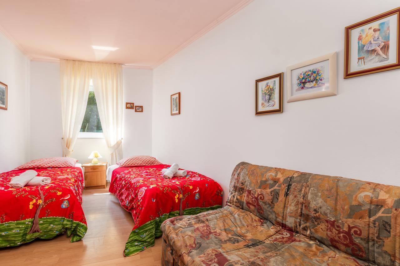 Apartments Patricia Baška Eksteriør billede